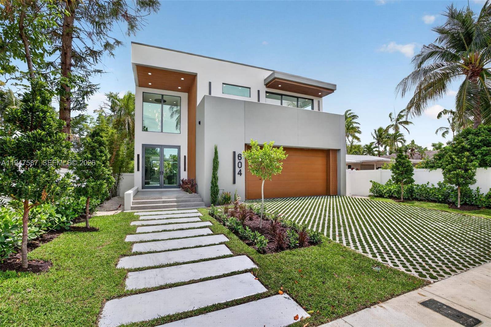 604 SW 7th StFort Lauderdale - picture