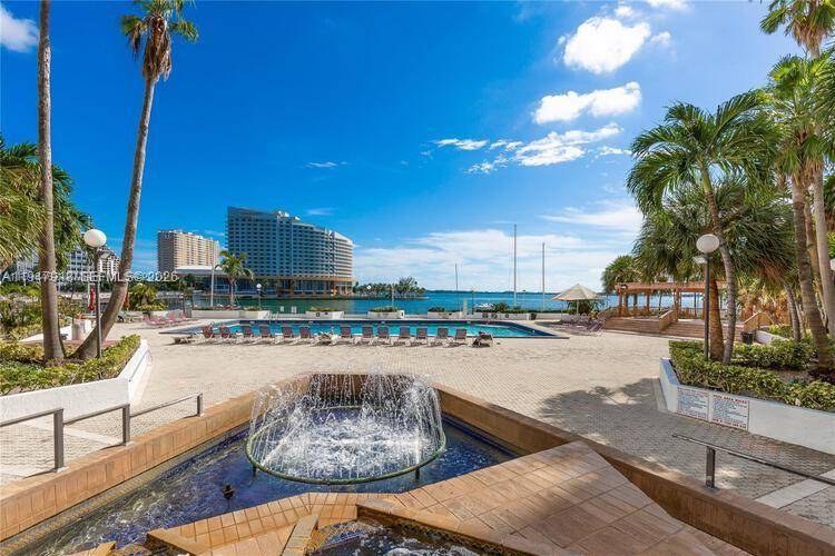 801 Brickell Bay DrMiami - Condo/Co-Op/Annual,Condo condo unit 764 - picture
