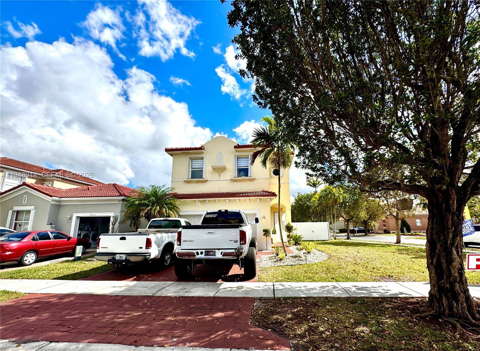 2101 NE 37th TerHomestead - picture