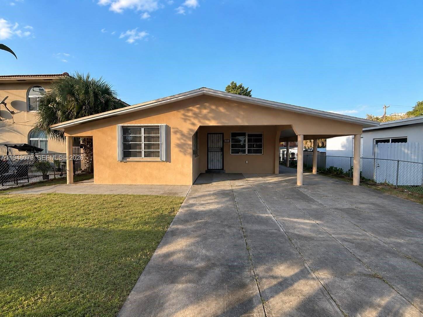 5181 NW 5th StMiami - picture