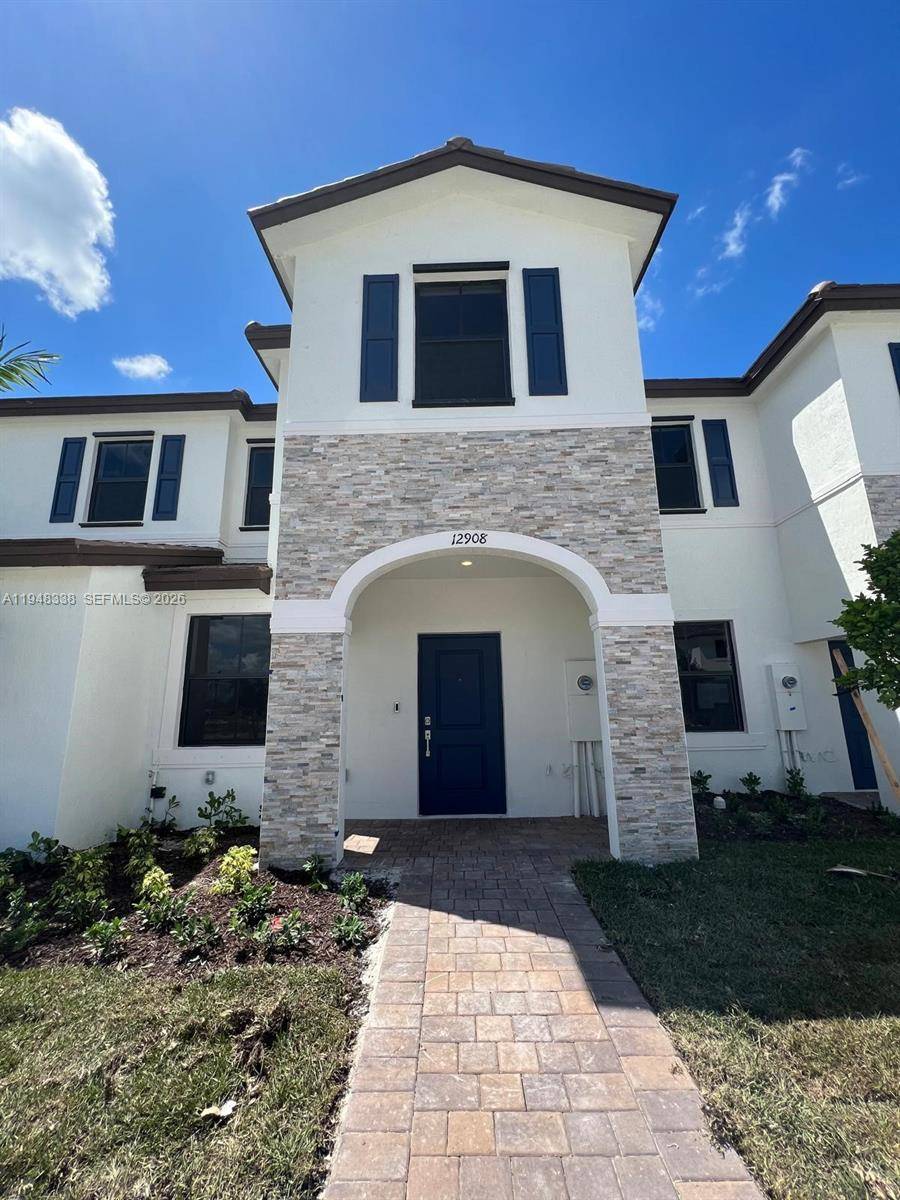 12908 SW 233rd TerHomestead - picture