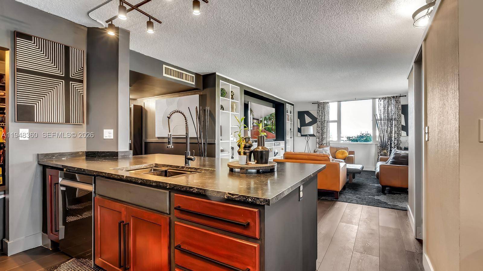 3800 Hillcrest DrHollywood - Condo 5+ Stories,Condo condo unit 401 - picture