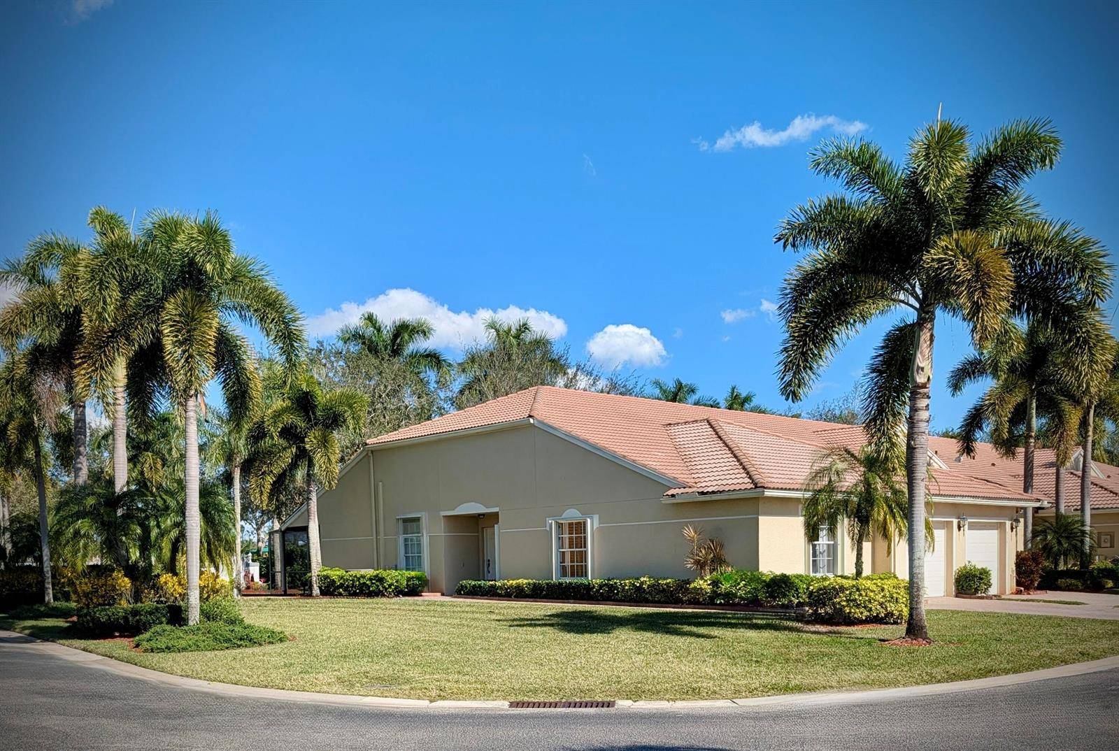 9391 BridgeportWest Palm Beach - picture