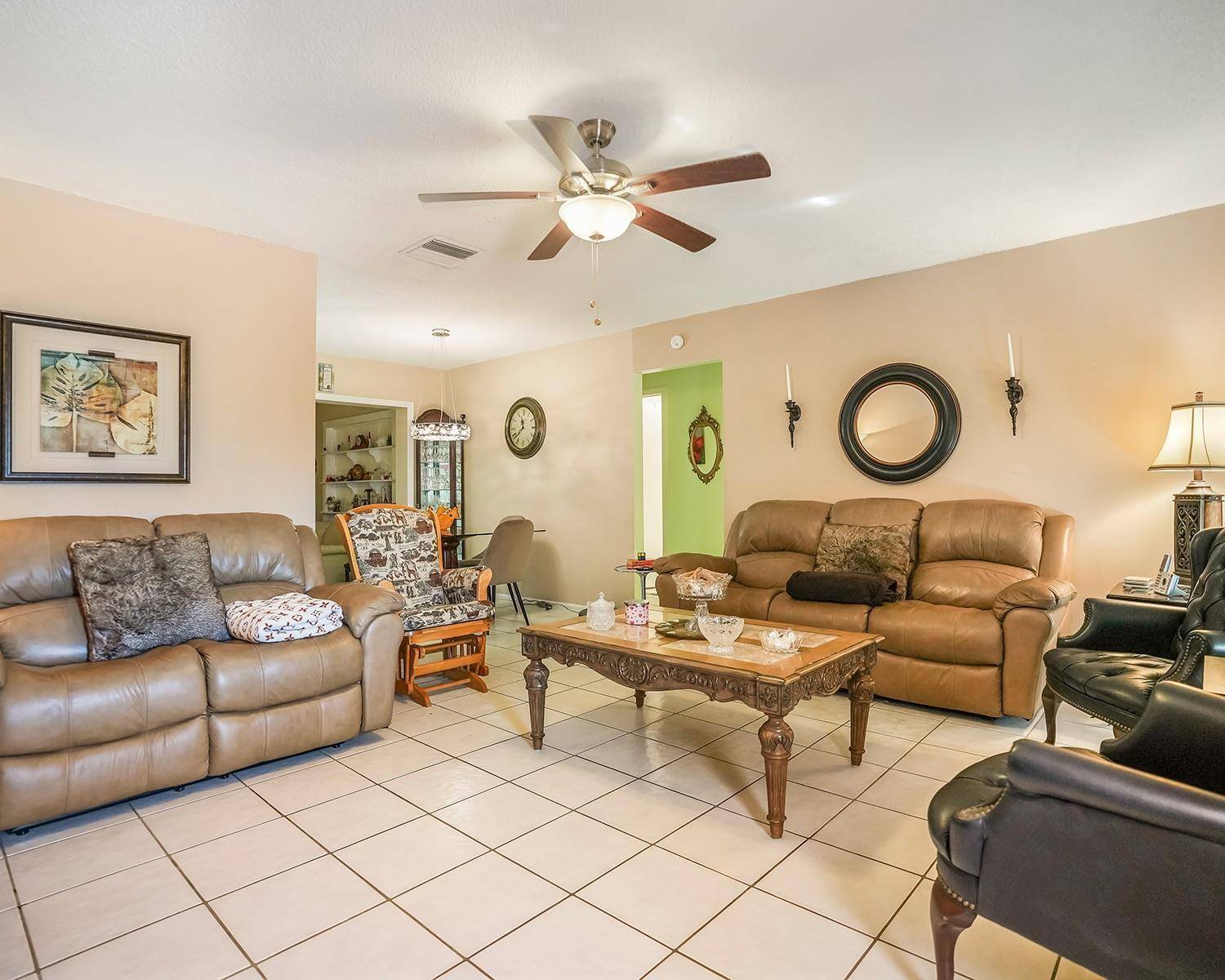 4929 NW 53rdTamarac - picture