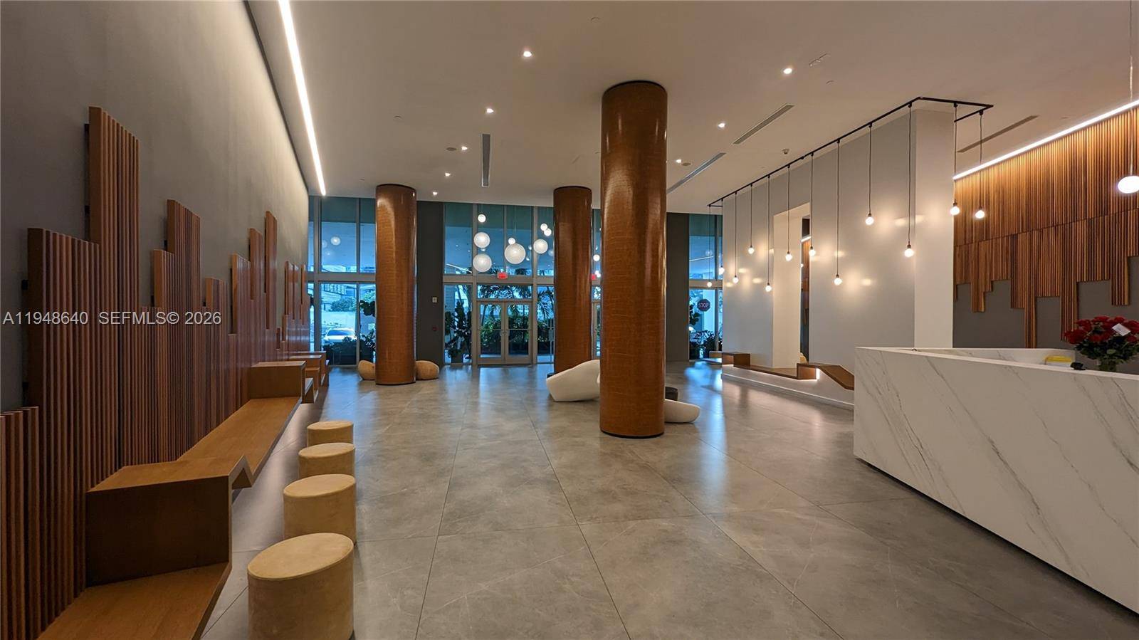 350 S Miami AveMiami - Condo 5+ Stories,Condo condo unit 702 - picture