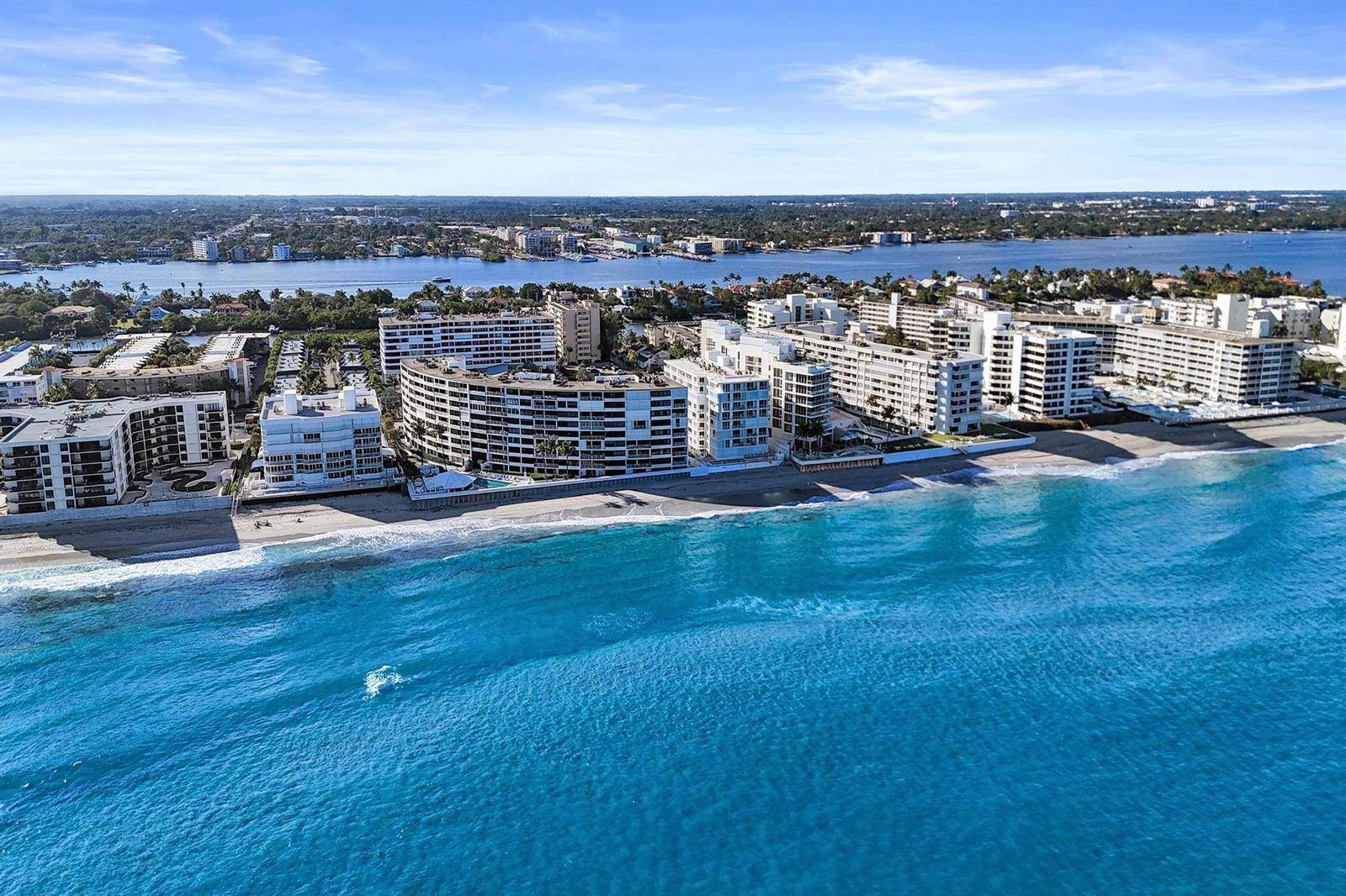 3590 S OceanSouth Palm Beach - MAYFAIR HOUSE CONDO,MAYFAIR HOUSE condo unit 809 - picture