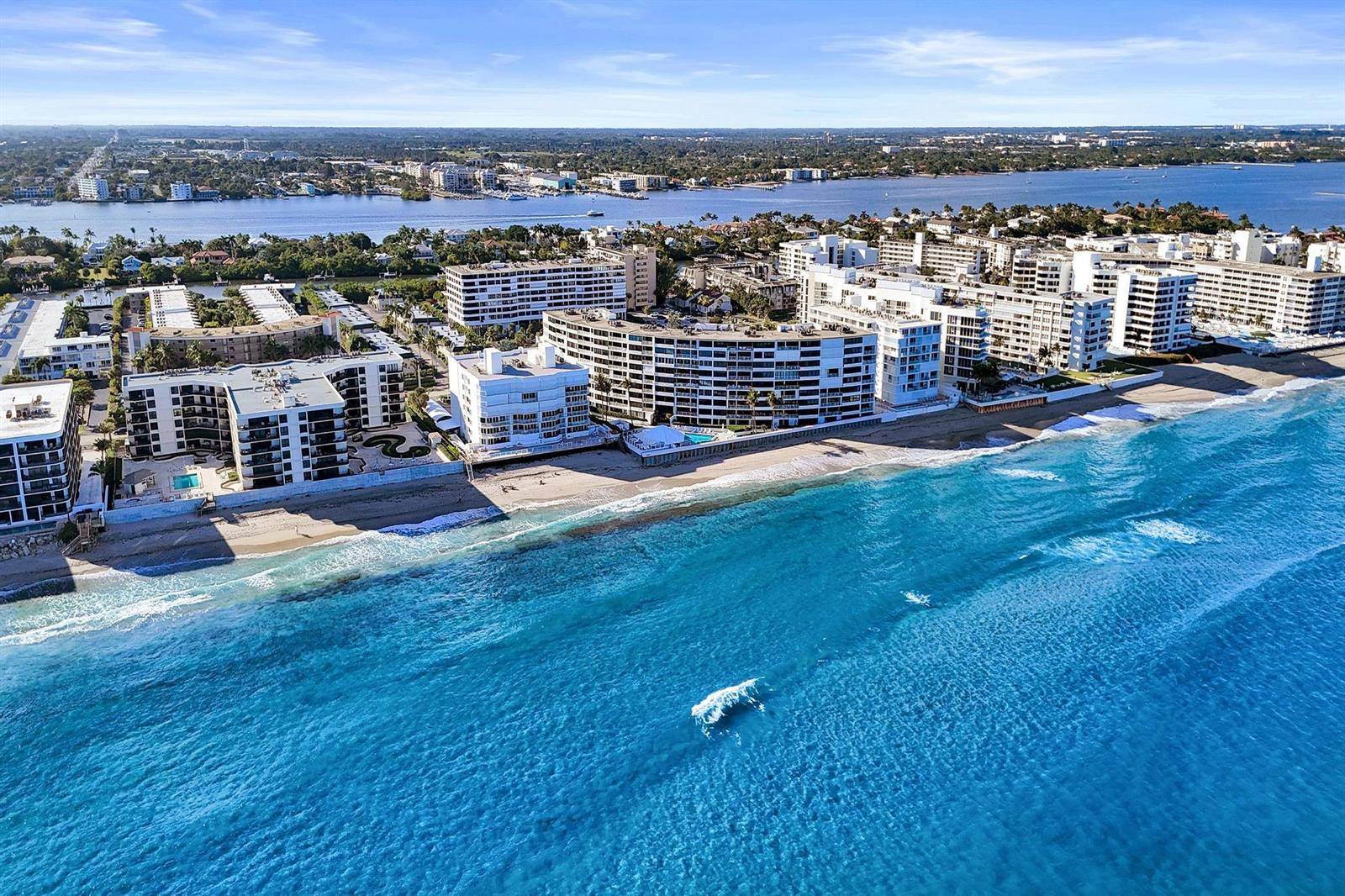 3590 S OceanSouth Palm Beach - MAYFAIR HOUSE CONDO,MAYFAIR HOUSE condo unit 809 - picture