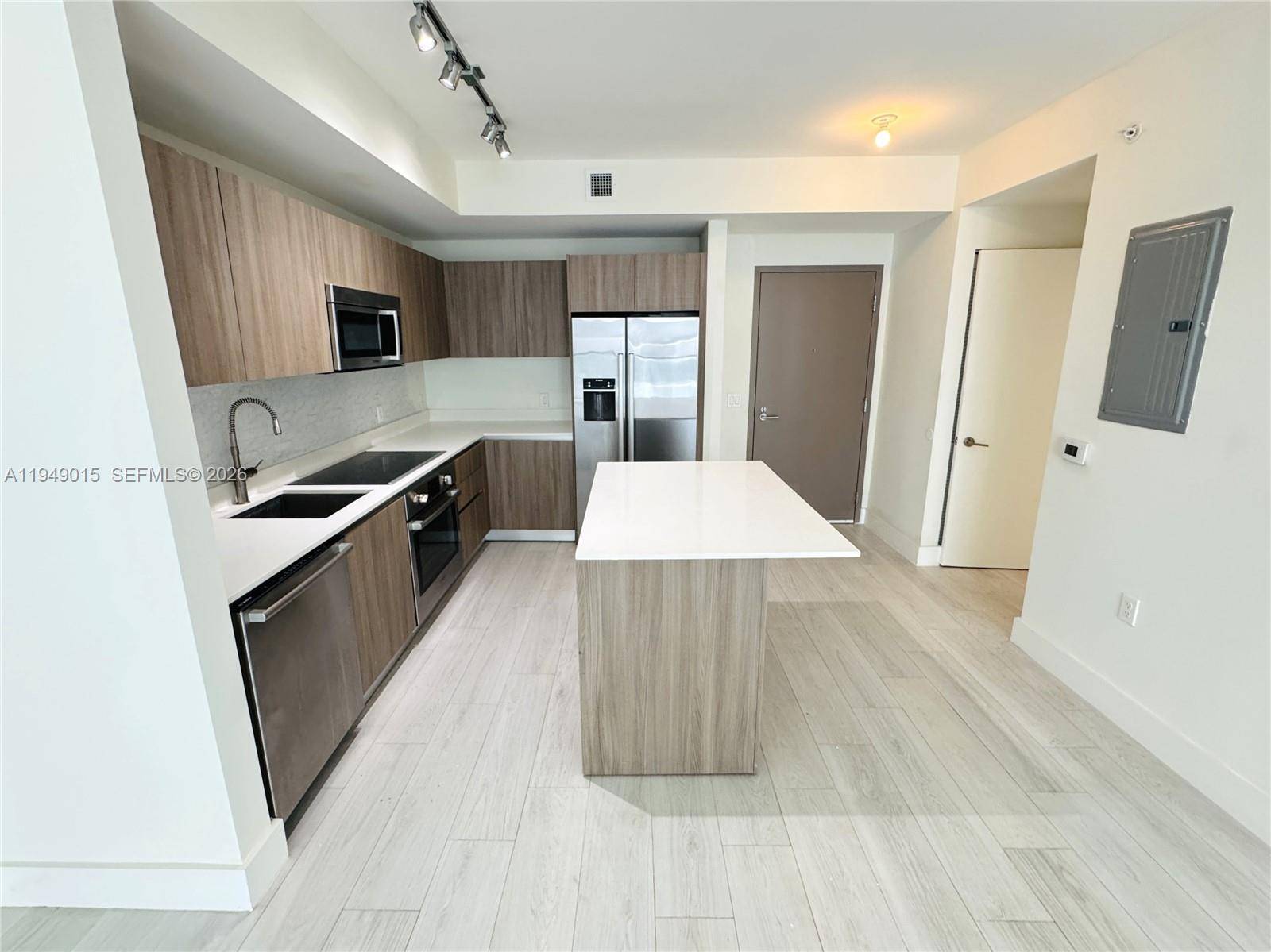 201 SW 17th RdMiami - CASSA BRICKELL CONDO condo unit 603 - picture