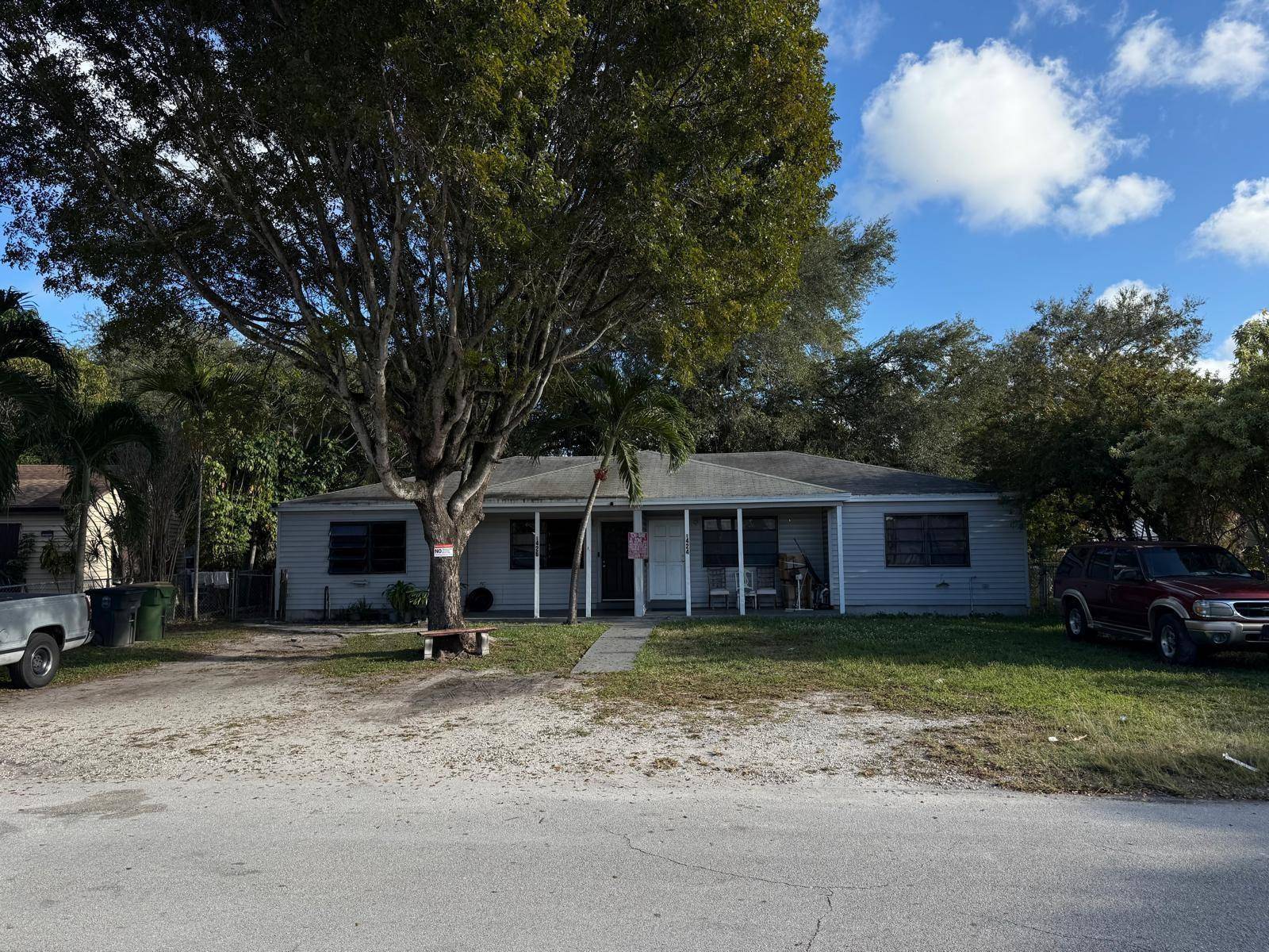 1426 NE 134thNorth Miami - picture