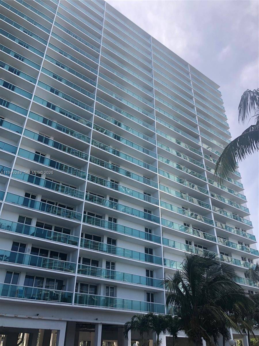 100 Bayview DrSunny Isles Beach - Condo 5+ Stories,Condo condo unit 408 - picture