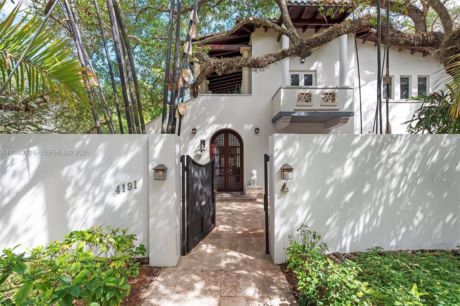 4191 Lybyer AveMiami - picture