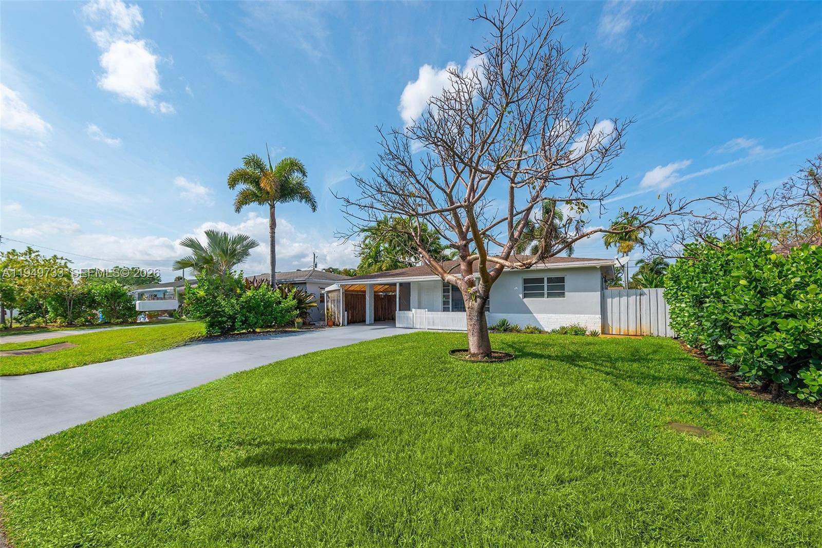 81 NE 47th StOakland Park - picture