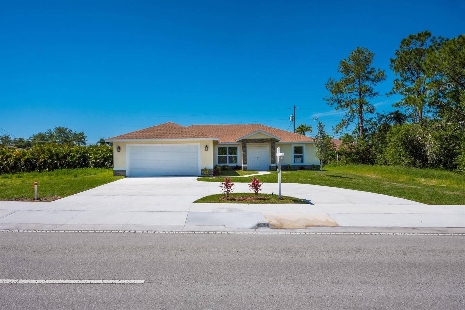 122 SW BeckerPort St. Lucie - picture