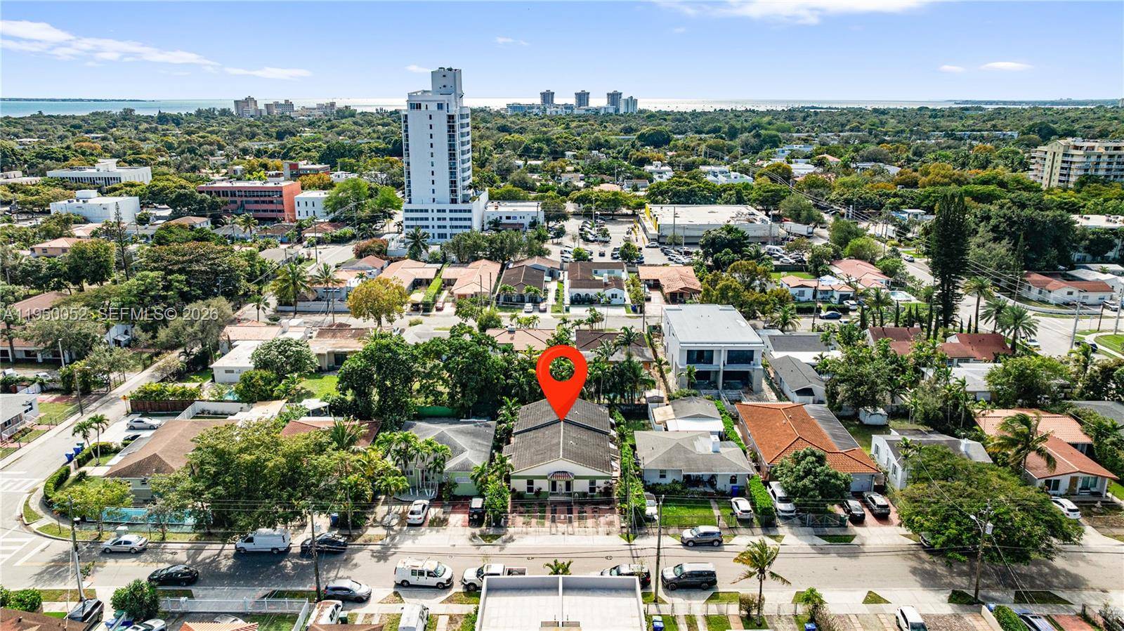 1428 SW 20th StMiami - picture