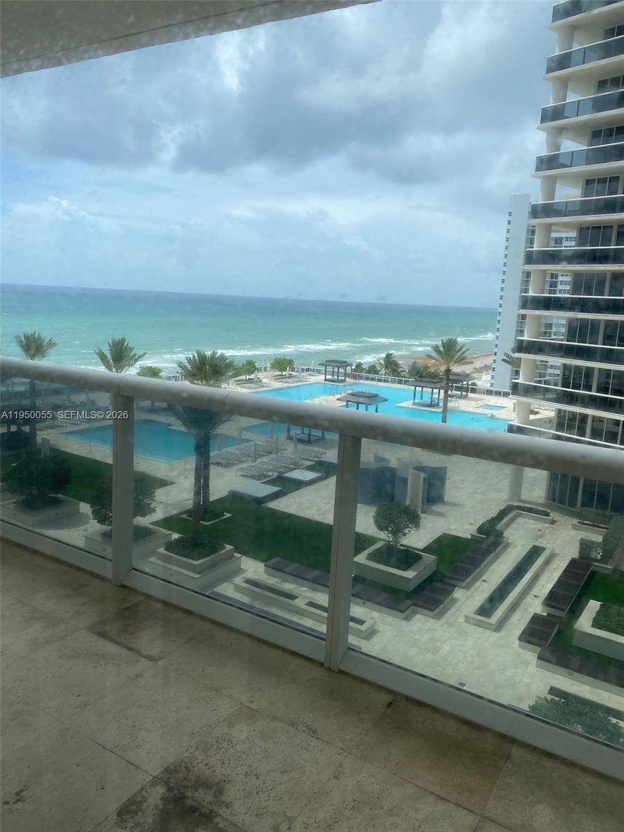 1830 S Ocean DrHallandale Beach - Condo/Co-Op/Seasonal,Condo condo unit 1106 - picture