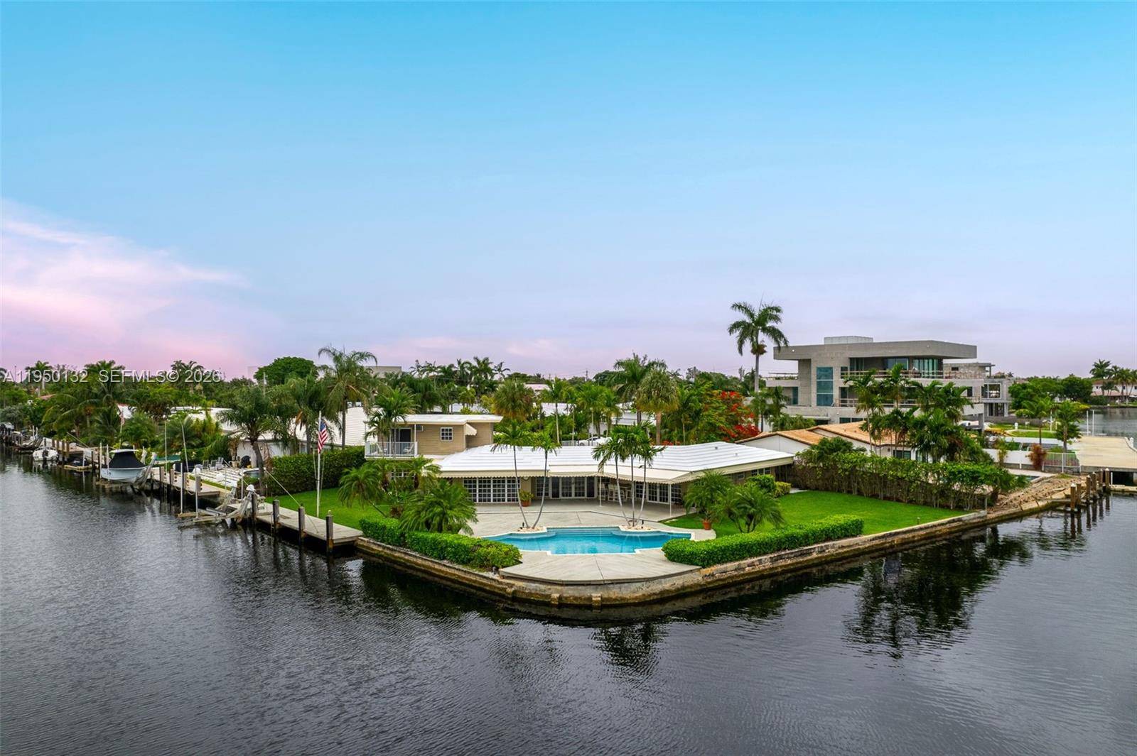 2130 NE 15th StFort Lauderdale - picture