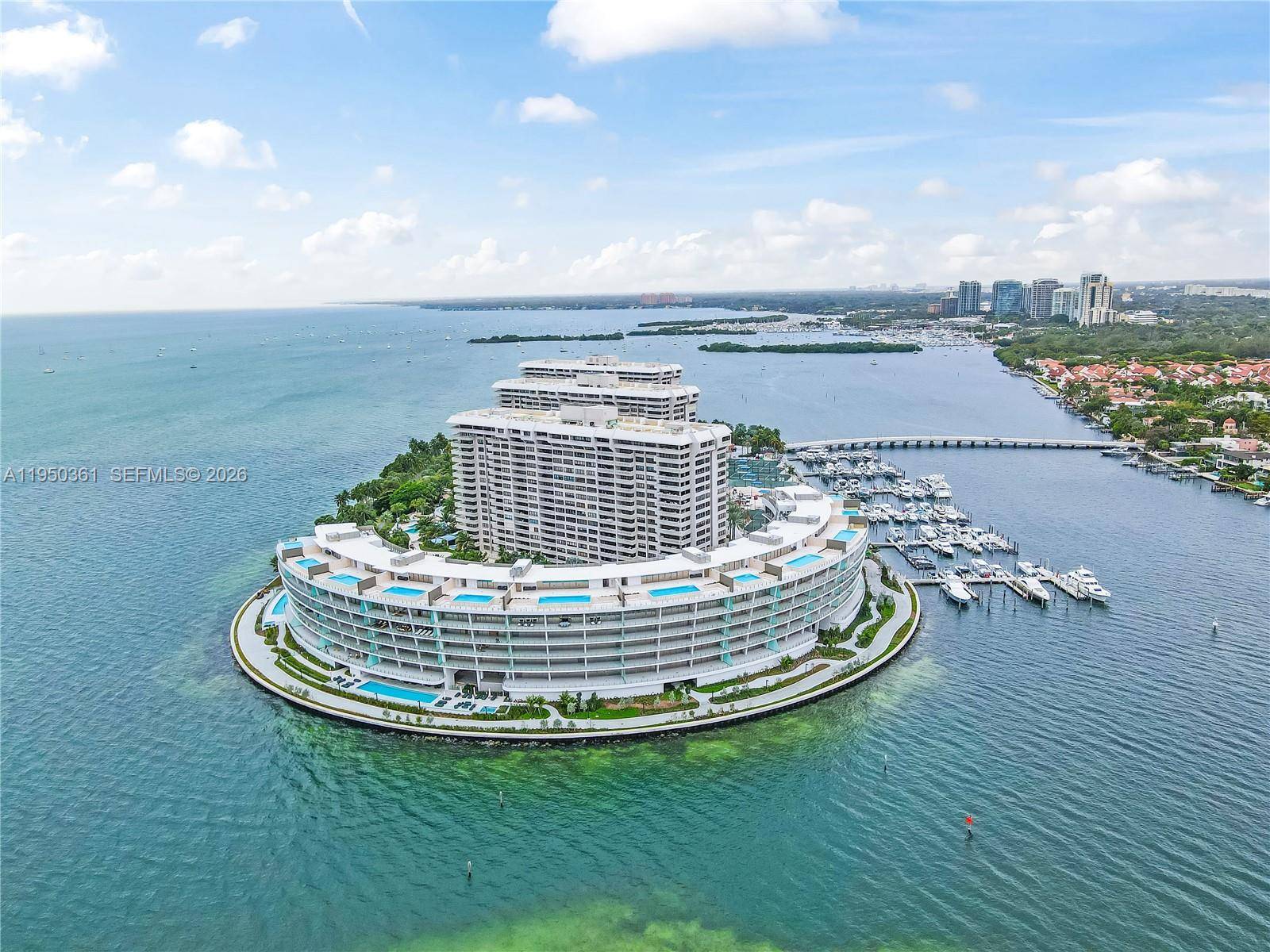 3 Grove Isle DrMiami - Condo 5+ Stories,Condo condo unit C1407 - picture