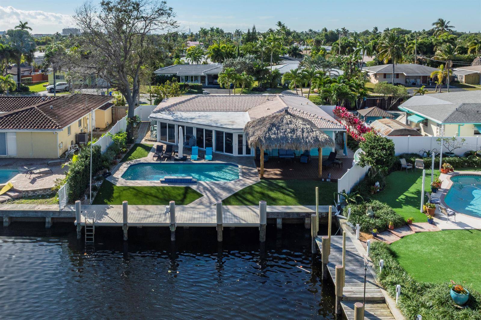 521 SE 4Pompano Beach - picture