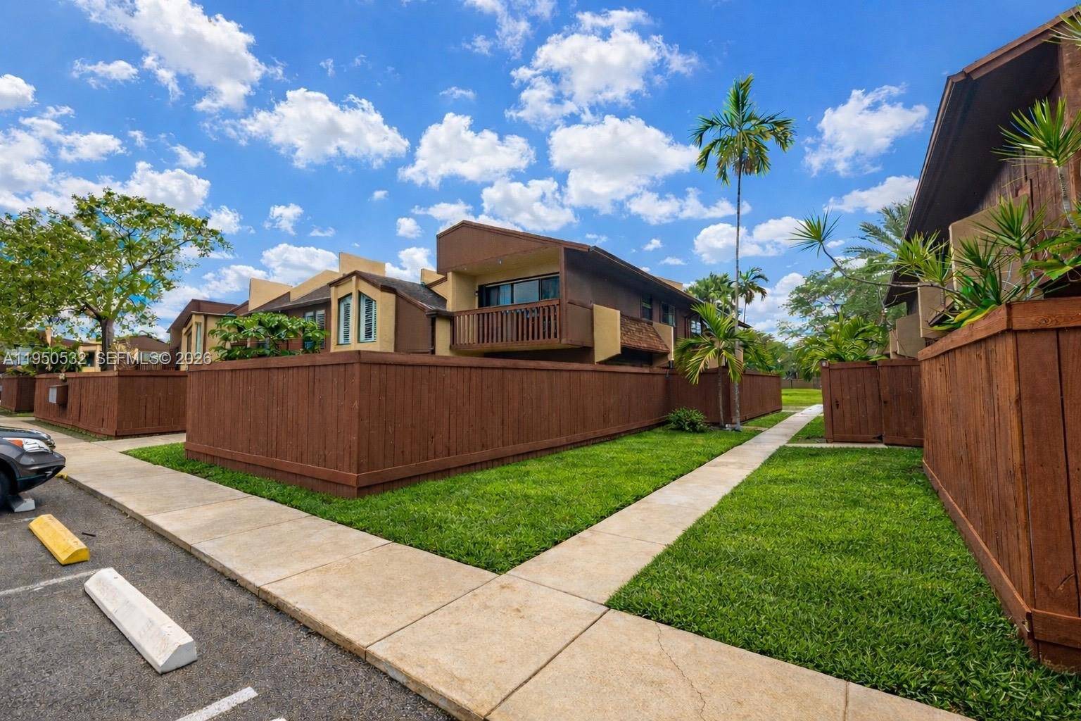 6534 SW 114th PlMiami - Townhouse,Condo condo unit G-75 - picture