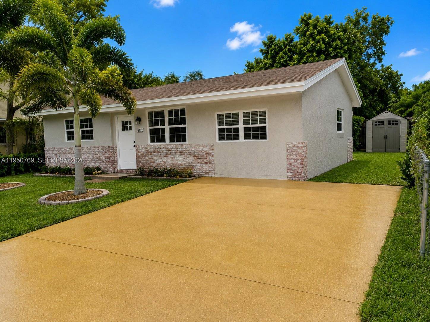 6120 SW 19th StNorth Lauderdale - picture