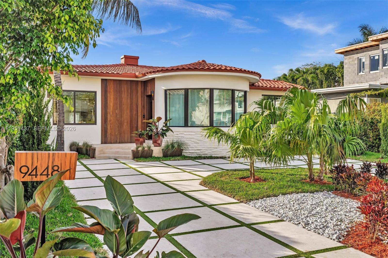 9448 Abbott AveSurfside - picture