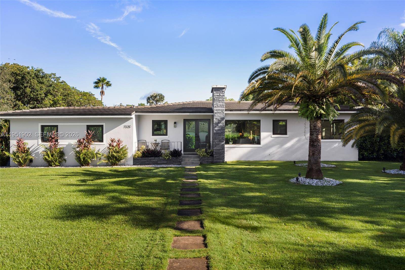7325 SW 102nd StPinecrest - picture