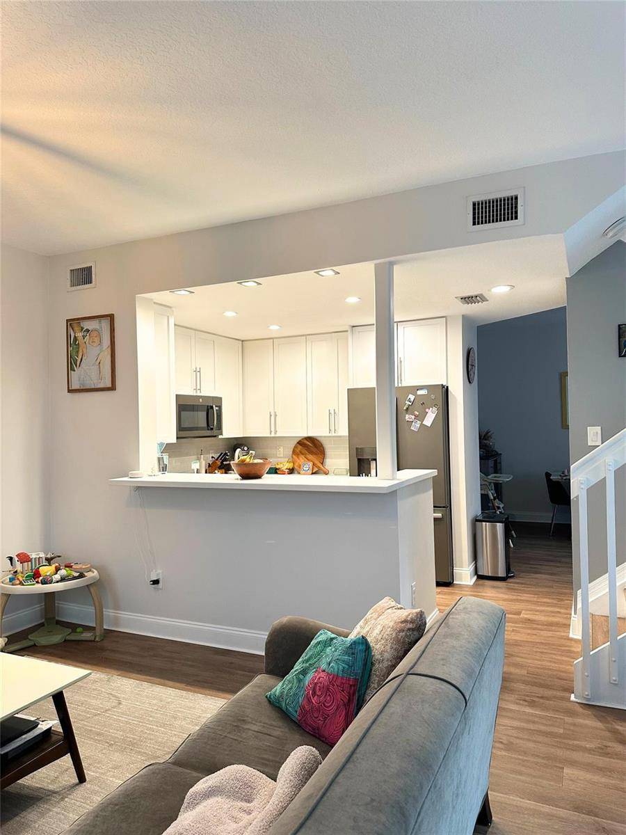 2319 ClipperDania Beach - VILLAS AT HARBOR ISLES condo unit 4510 - picture