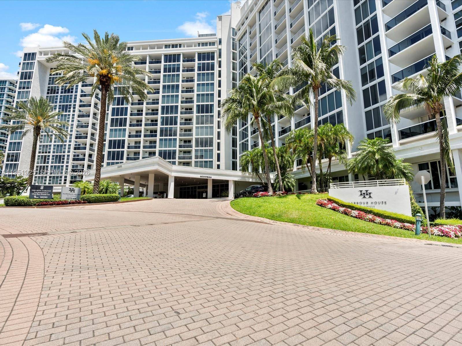 10275 Collins AveBal Harbour - Condo/Co-Op/Annual,Condo condo unit 529 - picture