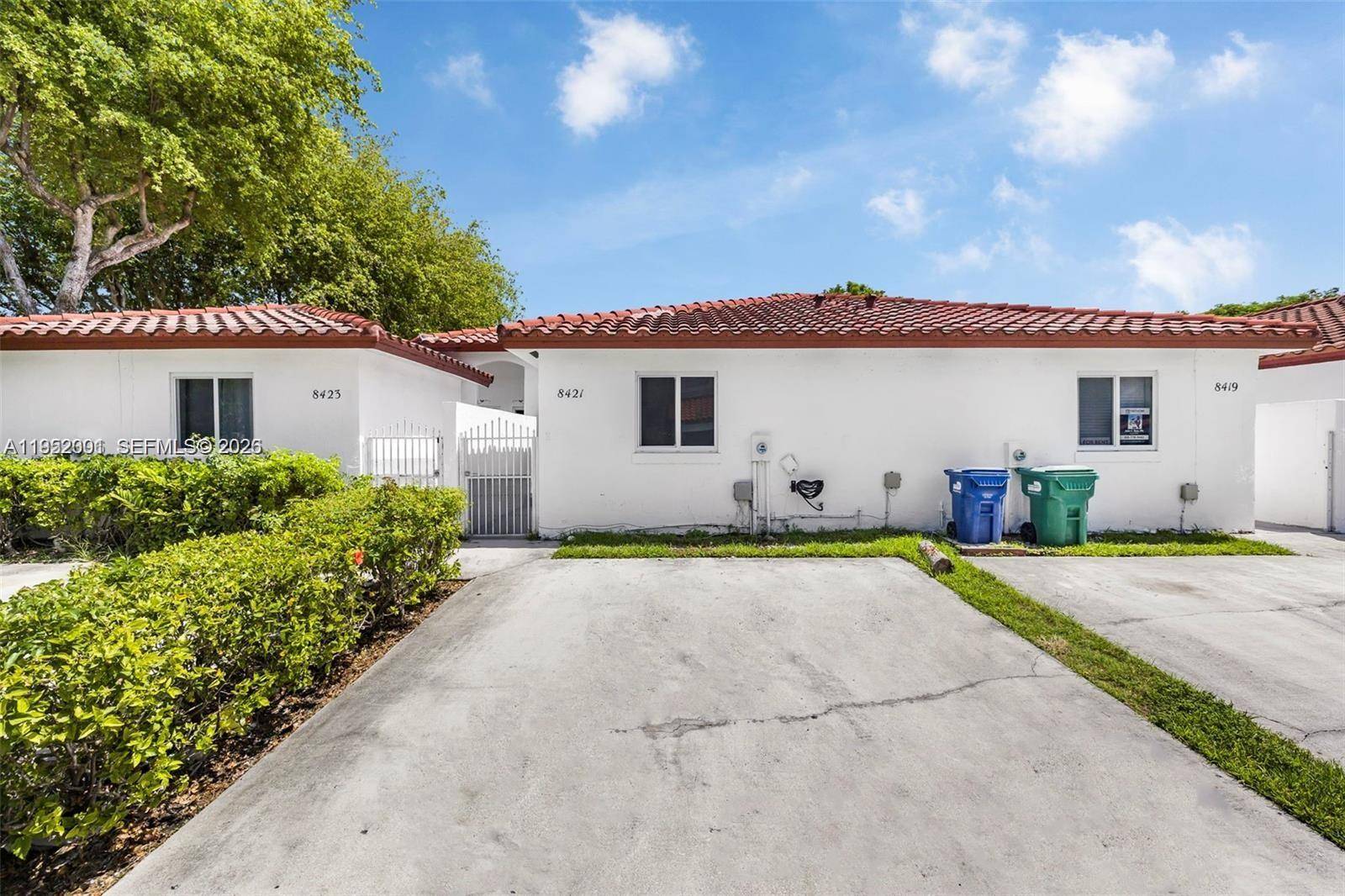8421 SW 209th StCutler Bay - Townhouse Fee Simple,Townhouse condo unit 8421 - picture