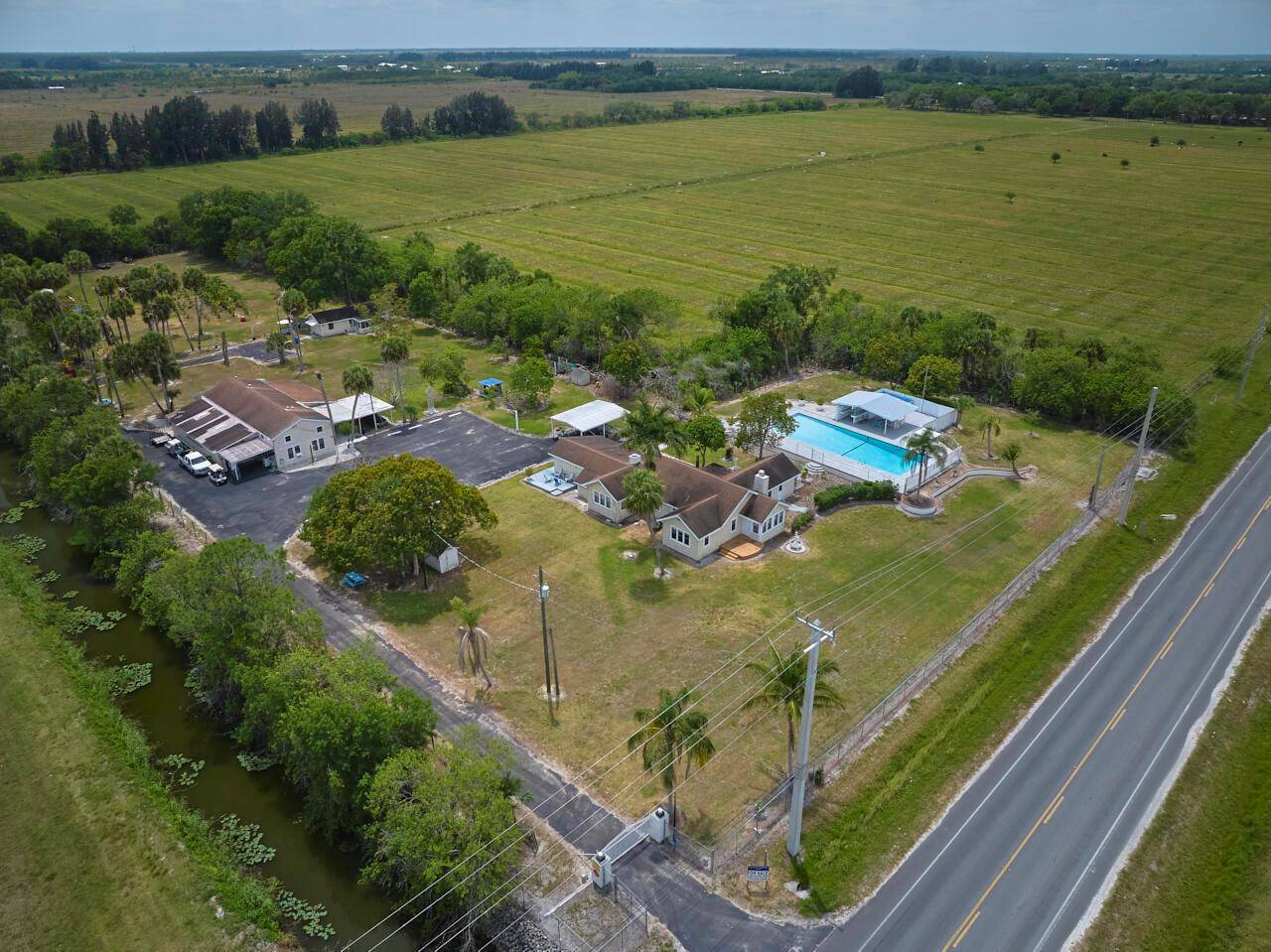 14601 OrangeFort Pierce - picture