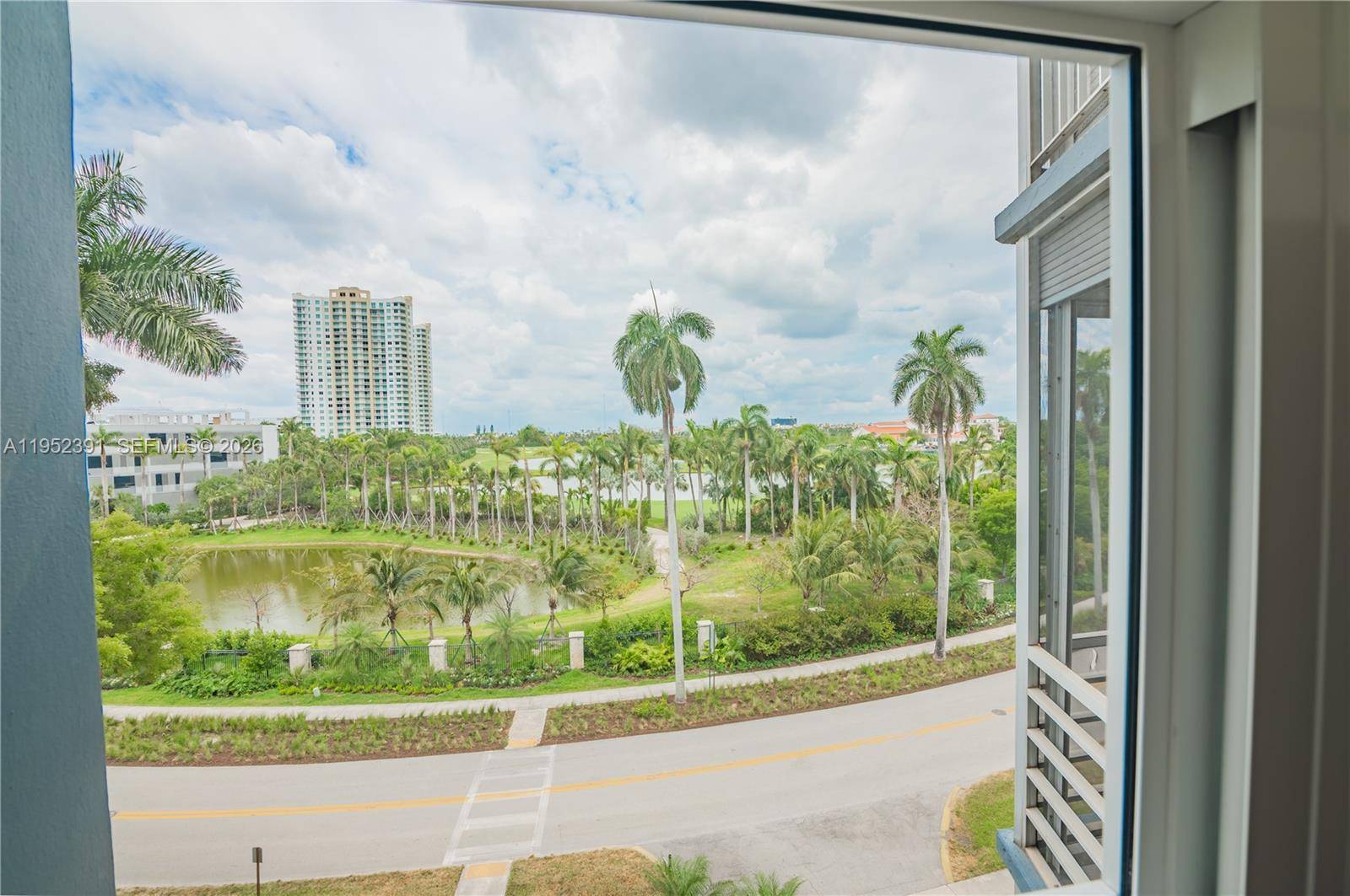 200 Diplomat PkwyHallandale Beach - Condo 5+ Stories,Condo condo unit 519 - picture