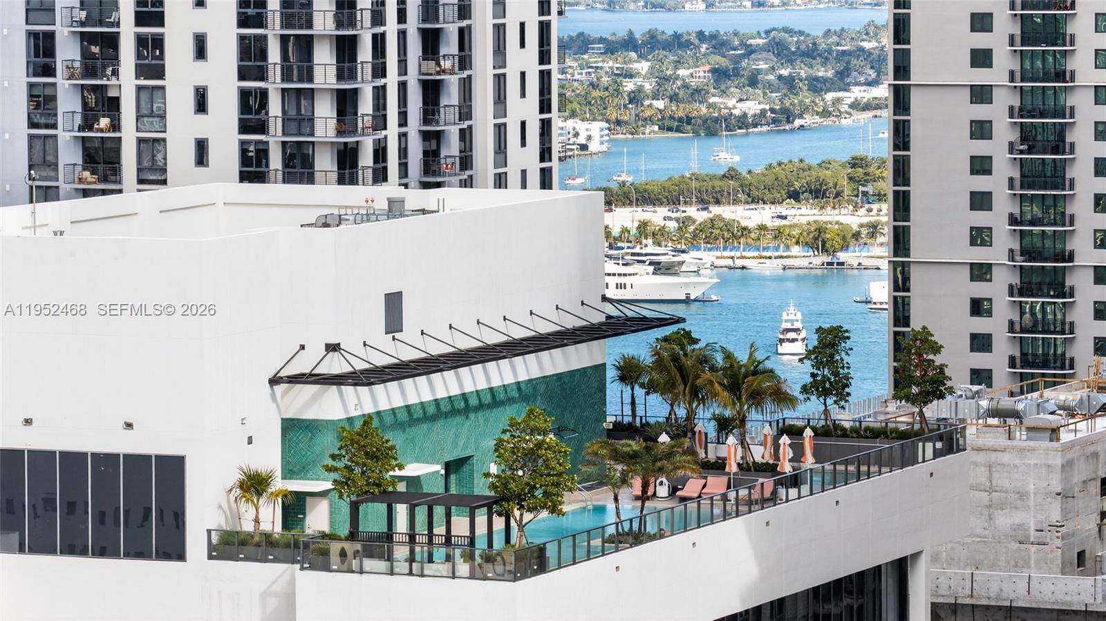 11 NE 6 STMiami - Miami World Center condo unit 3210 - picture