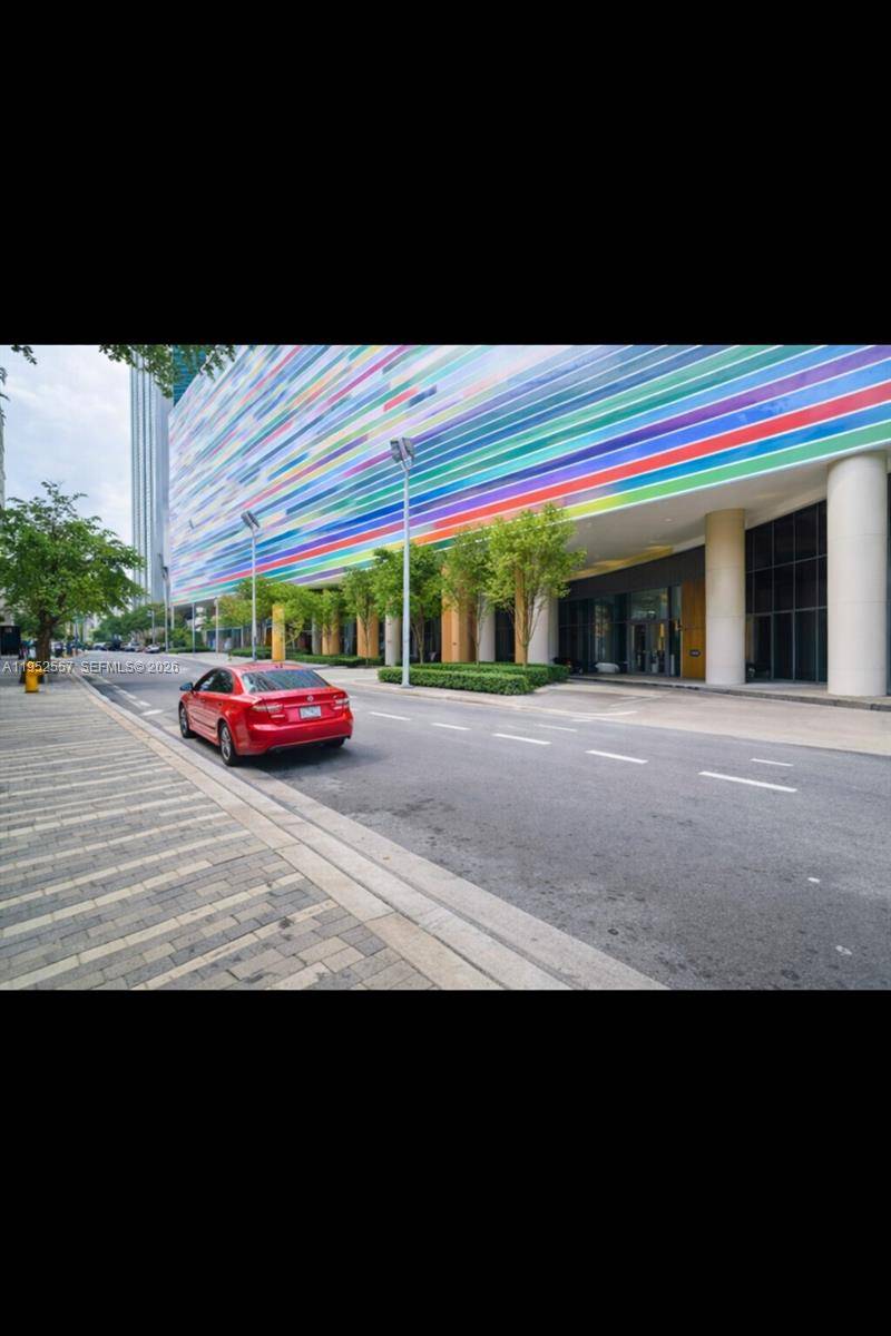 45 SW 9th StMiami - Condo 5+ Stories,Condo condo unit 1004 - picture