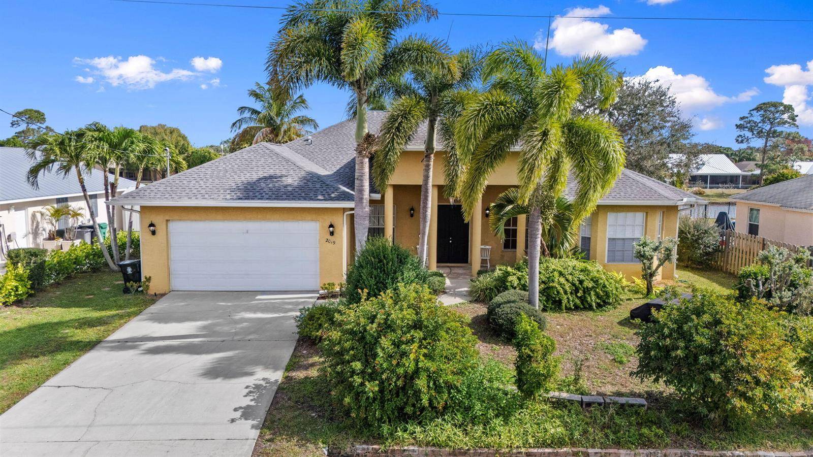 2019 SE MantuaPort St. Lucie - picture