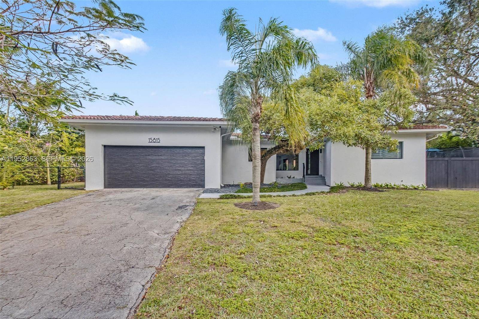 15815 SW 85th AvePalmetto Bay - picture