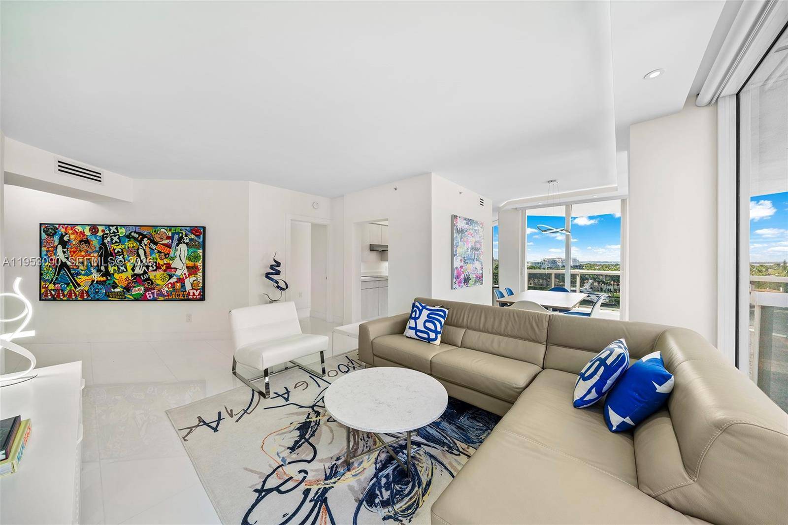 4779 Collins AveMiami Beach - Condo 5+ Stories,Condo condo unit 907 - picture