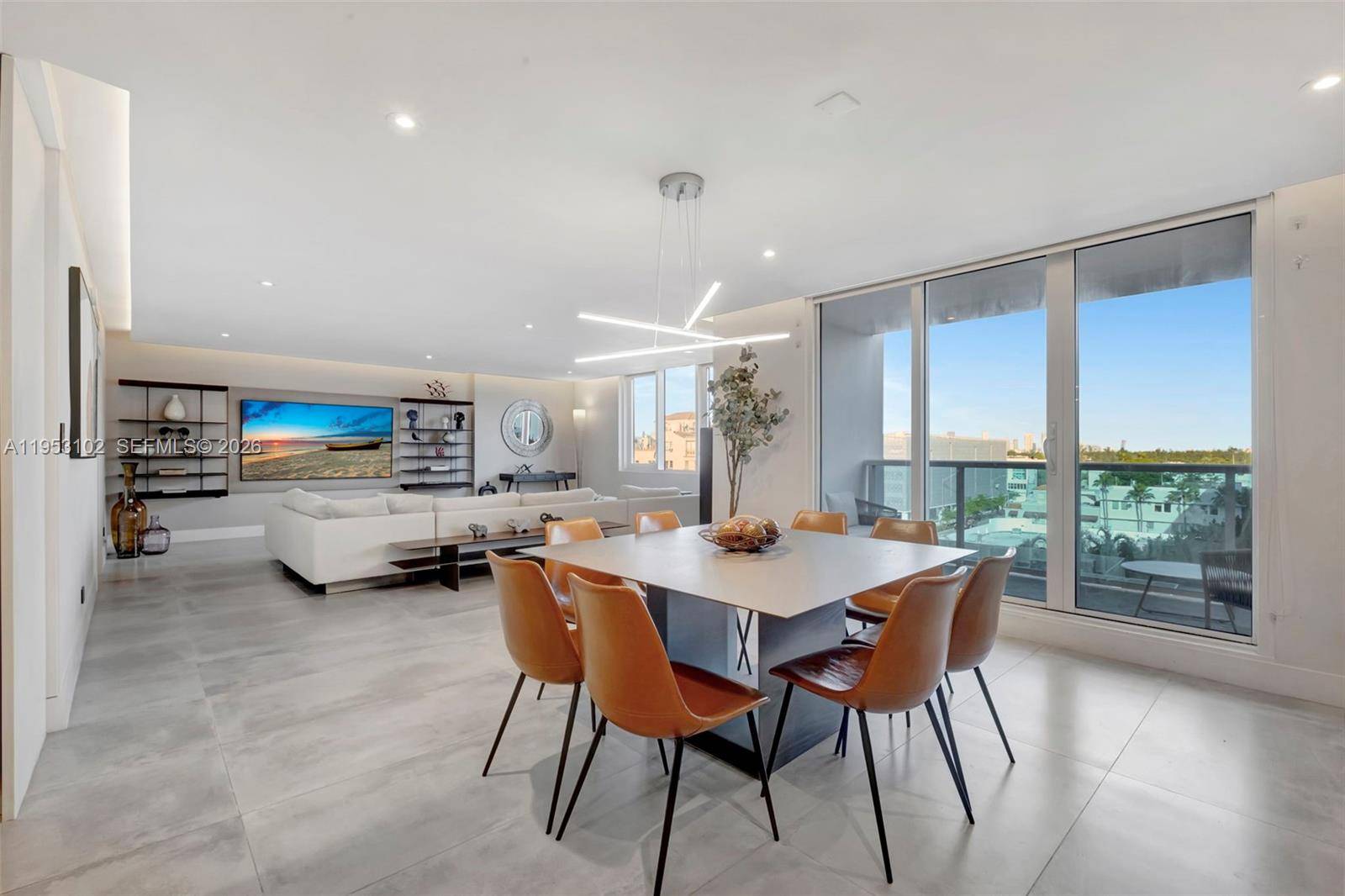 2301 Collins AveMiami Beach - Condo 5+ Stories,Condo condo unit 634/635 - picture