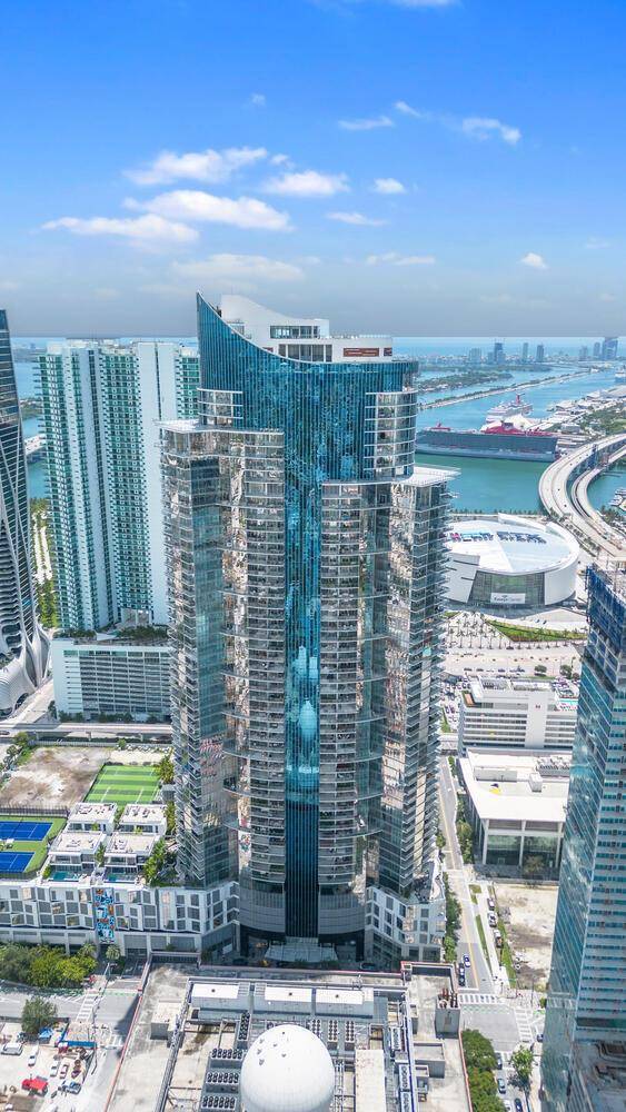 851 NE 1stMiami - Paramount Miami condo unit 306 - picture