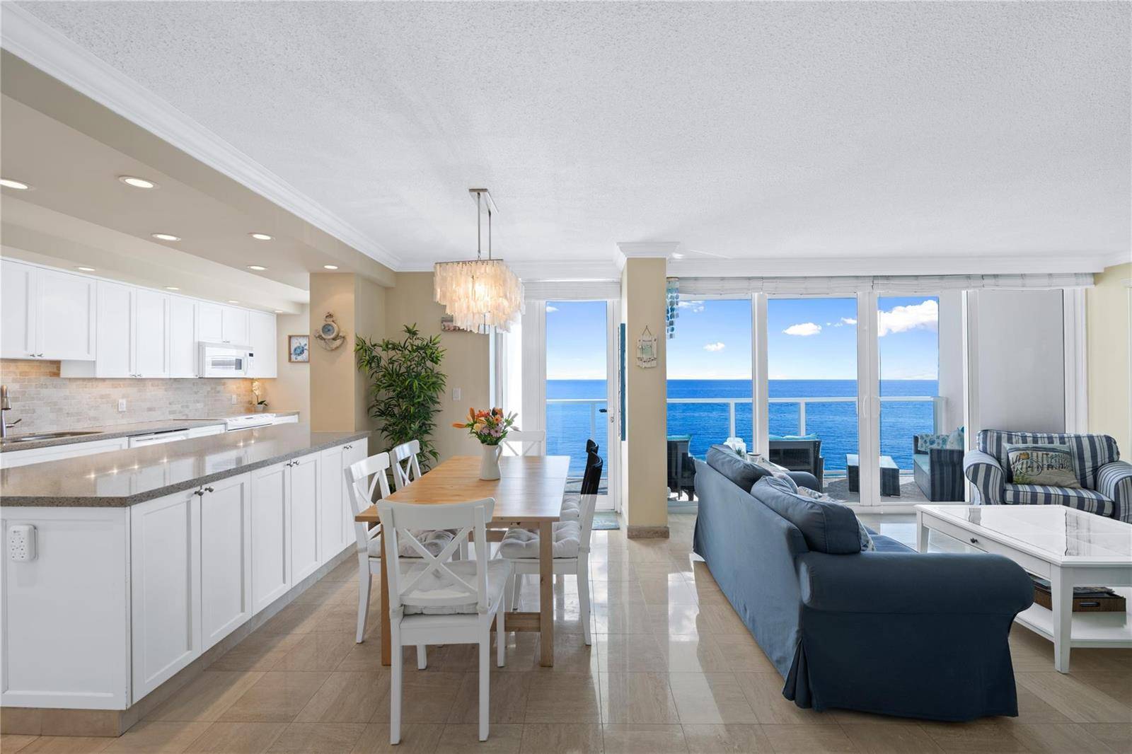 4300 N OceanFort Lauderdale - Plaza East condo unit 15E - picture