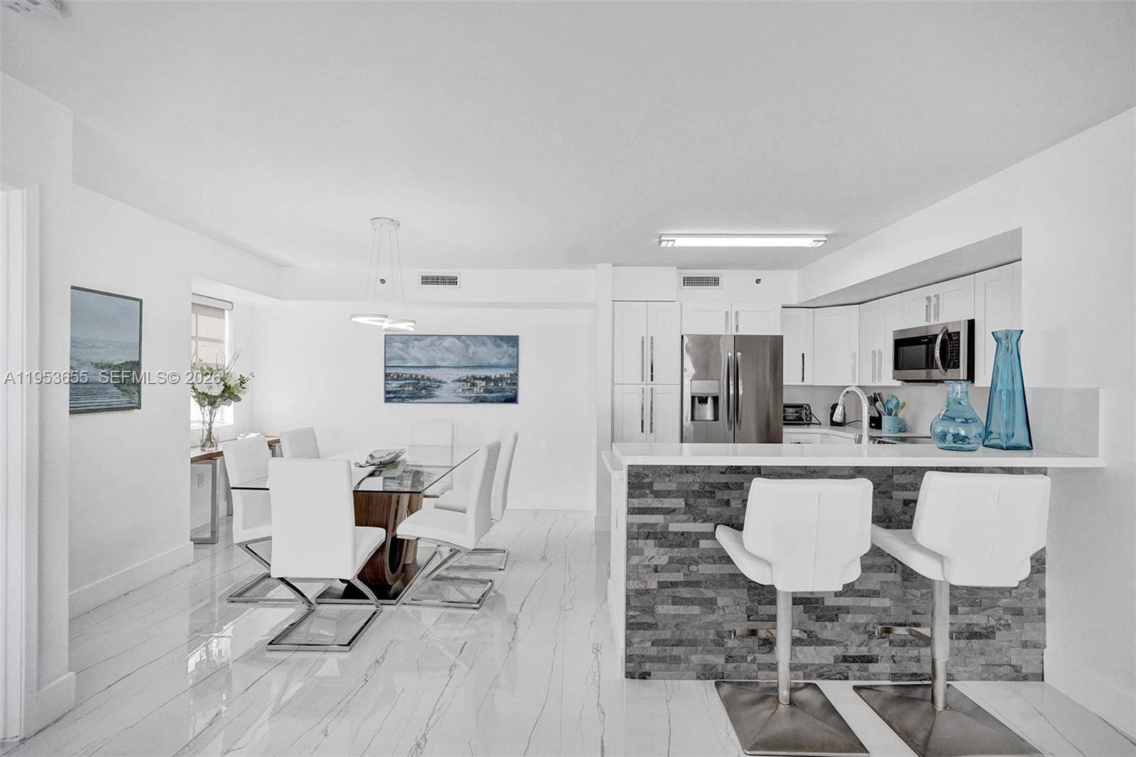 19601 E Country Club DrAventura - Condo/Co-Op/Seasonal,Condo condo unit 7508 - picture