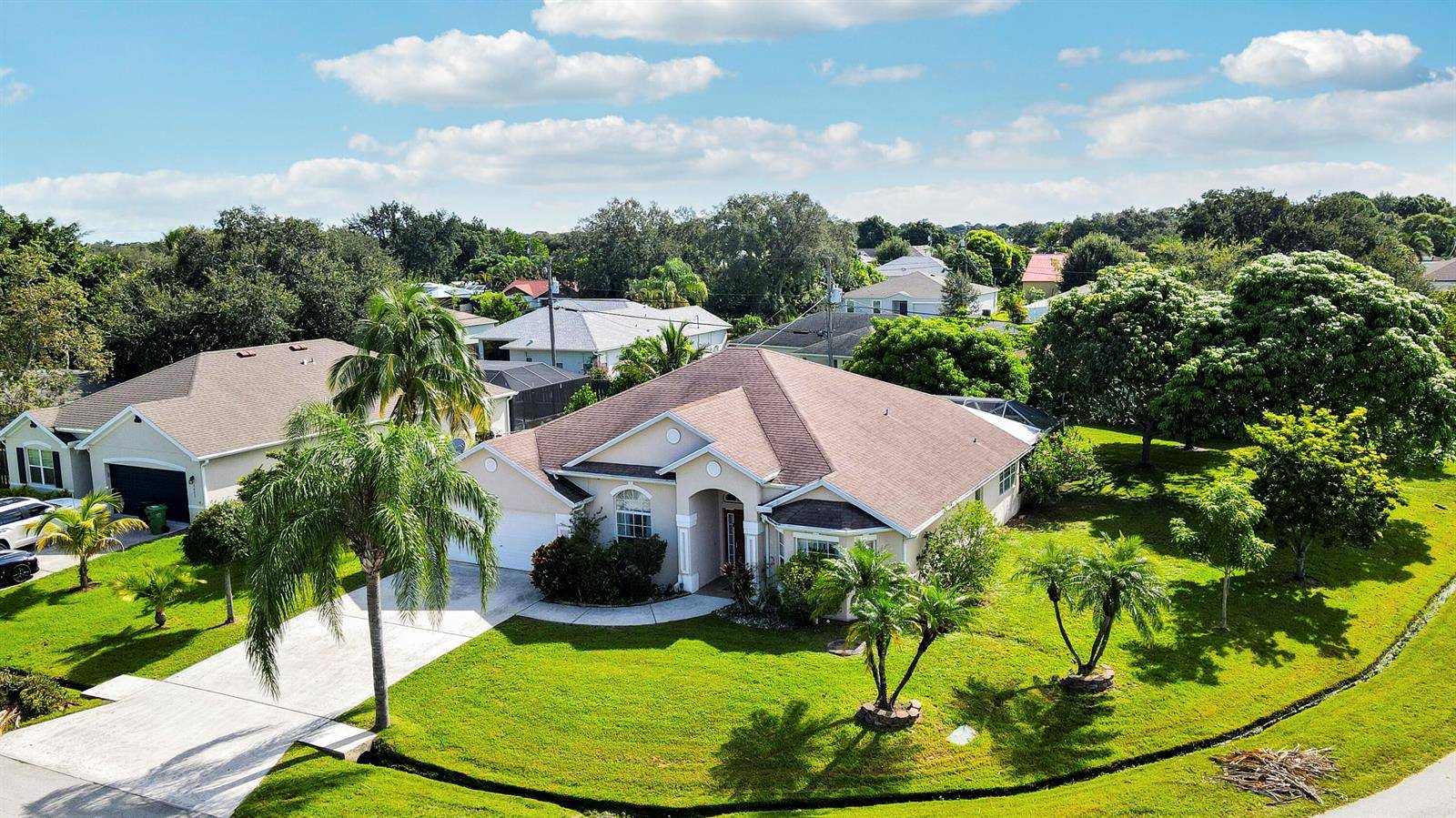 2085 SW AladdinPort St. Lucie - picture