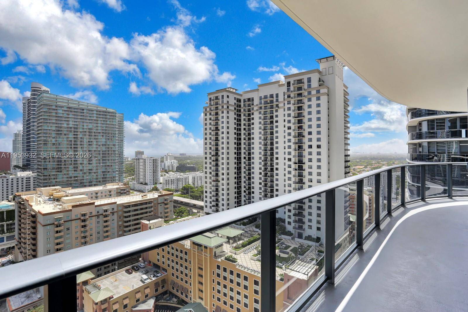 45 SW 9th StMiami - Condo 5+ Stories,Condo condo unit 1806 - picture