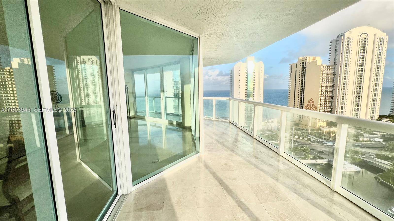 16400 Collins AveSunny Isles Beach - Condo/Co-Op/Annual,Condo condo unit 2143 - picture