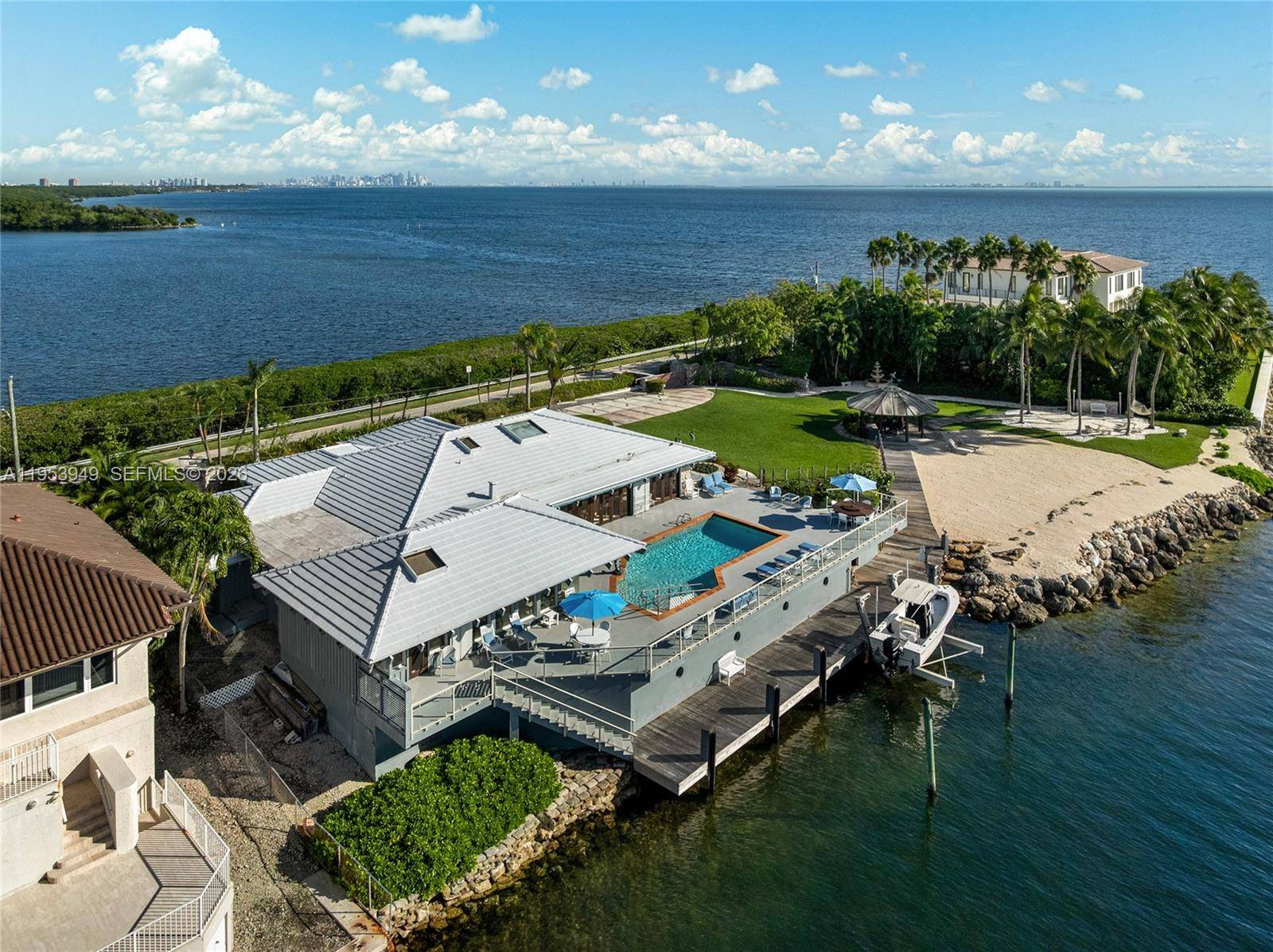 720 Lugo AveCoral Gables - picture