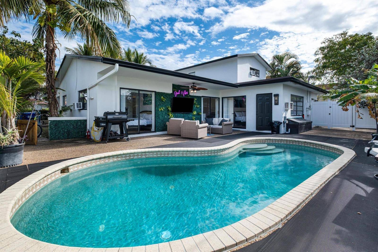 1551 SE 23rdPompano Beach - picture