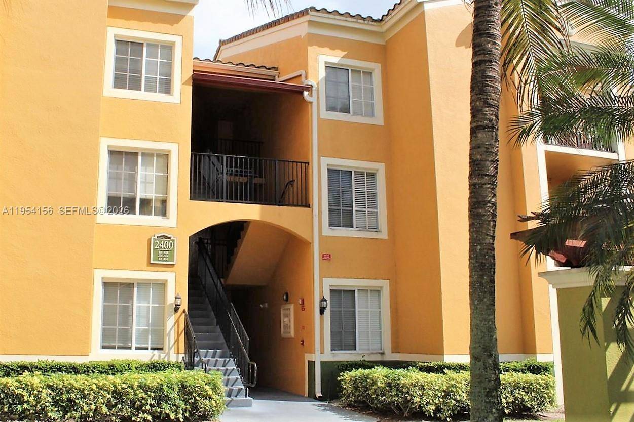 2400 E Preserve WayMiramar - Condo 1-4 Stories,Condo condo unit 304 - picture