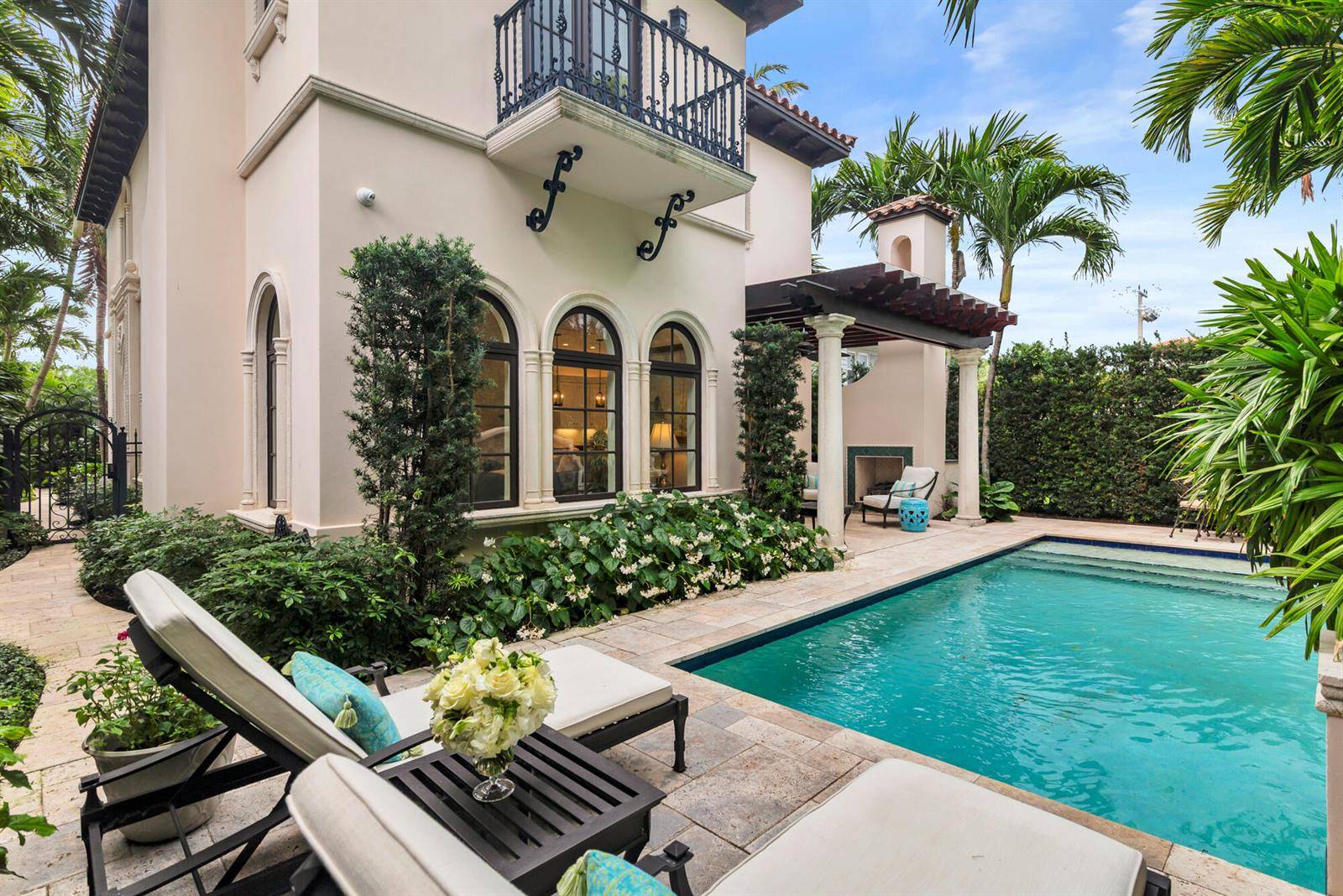 261 SeminolePalm Beach - picture