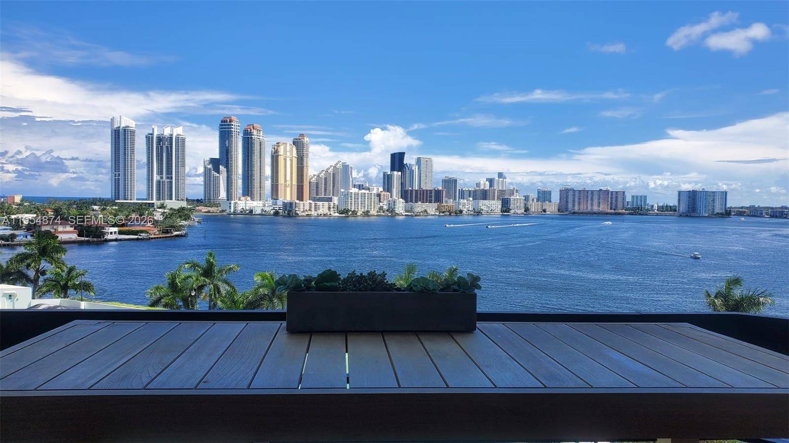 3600 Mystic Pointe DrAventura - MYSTIC POINTE CONDO NO ON condo unit 913 - picture