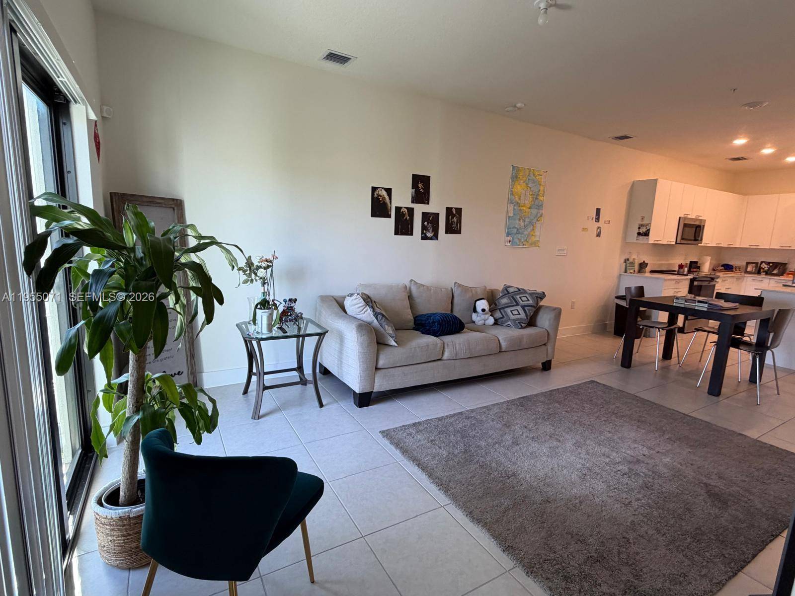 8001 NW 41st StDoral - CANARIAS EAST condo unit F-310 - picture