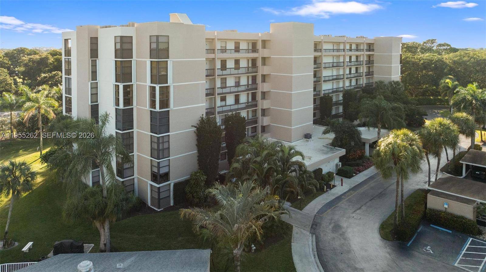 6662 Boca Del Mar DrBoca Raton - Condo 5+ Stories,Condo condo unit 112 - picture